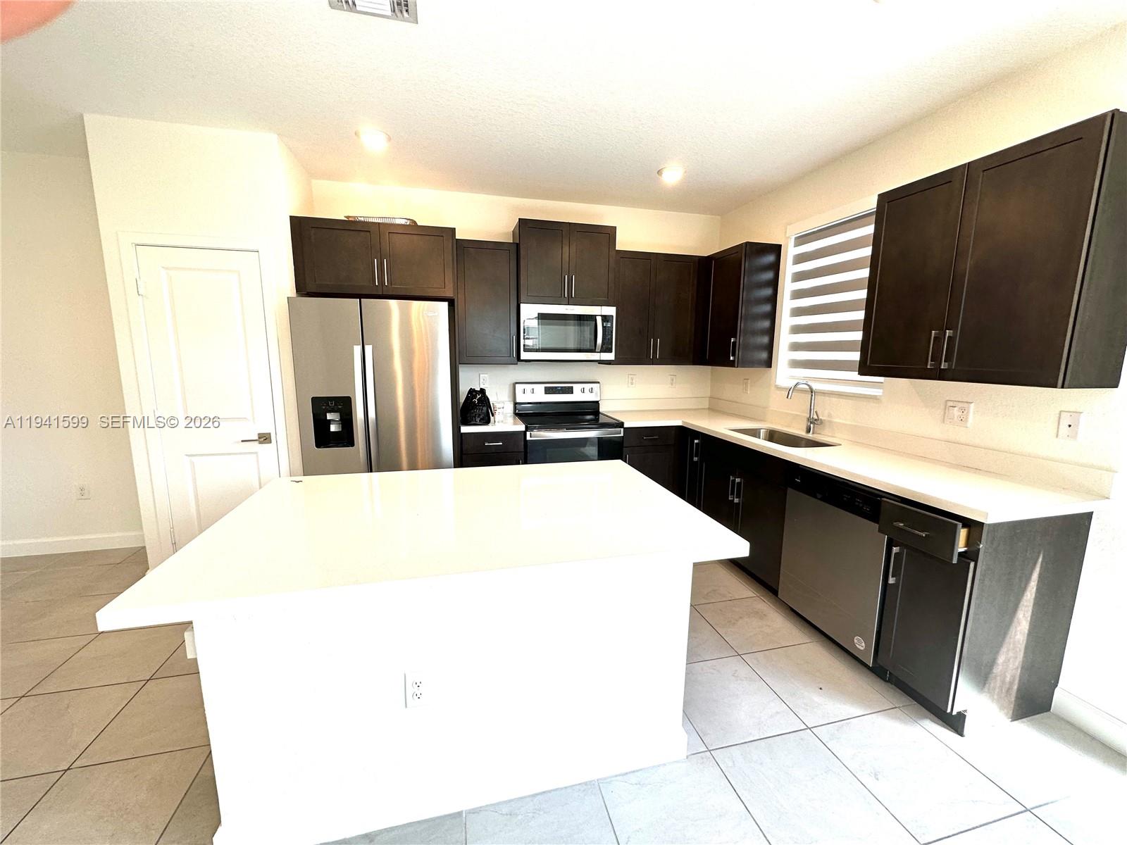 Homestead Condo: 2418 Southeast 10th Street