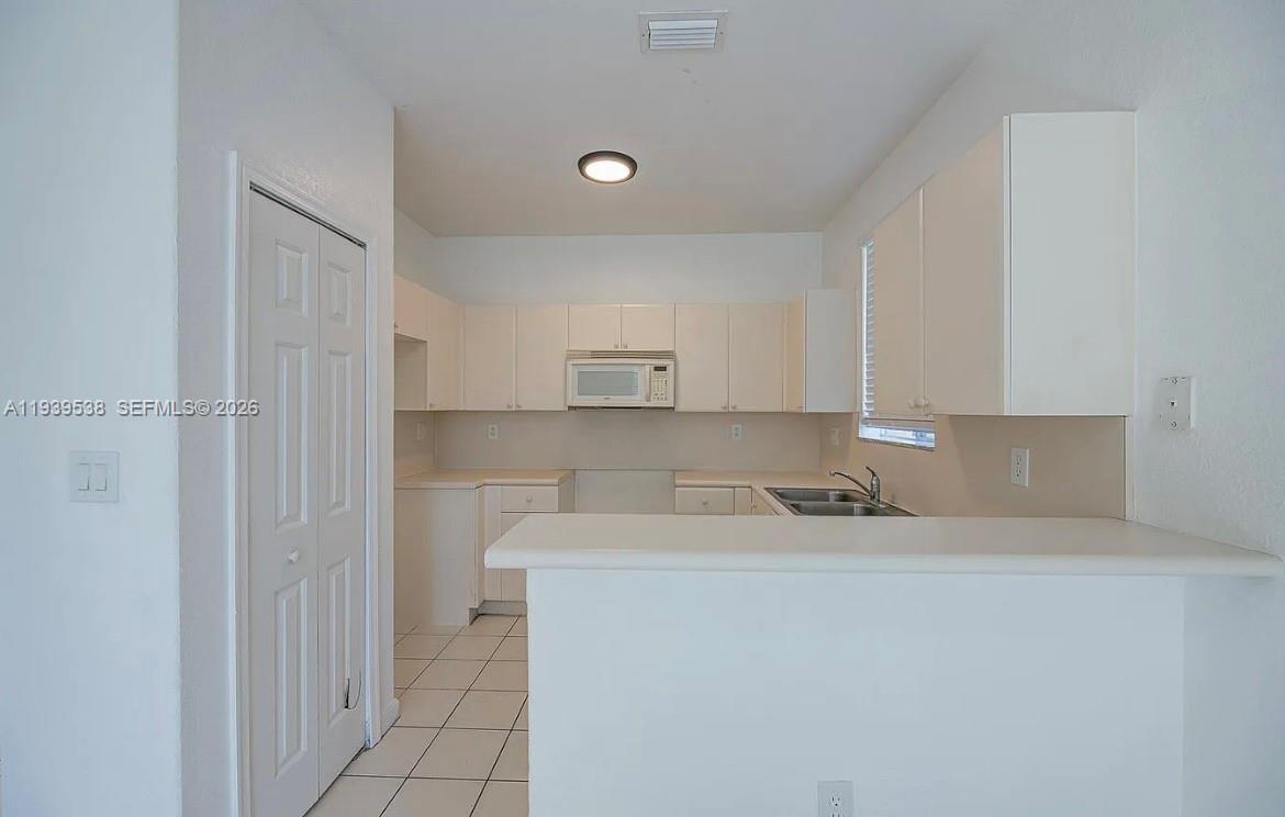 Homestead Condo: 1441 Southeast 24th Court