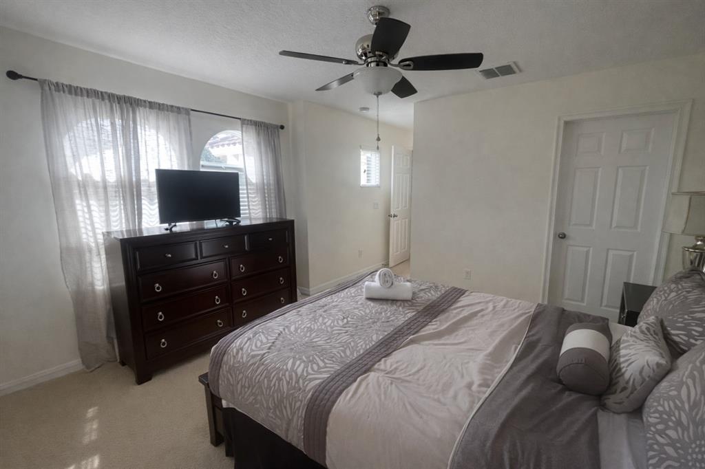 Davenport Condo: 446 Orange Cosmos Boulevard