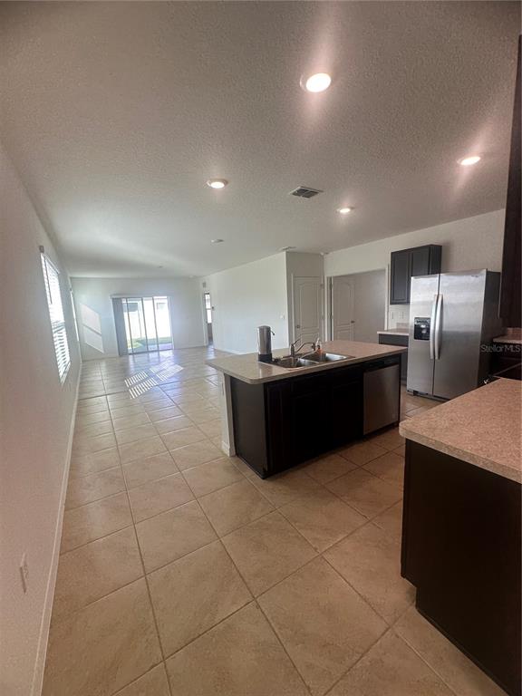 Davenport Condo: 1428 Berry Lane