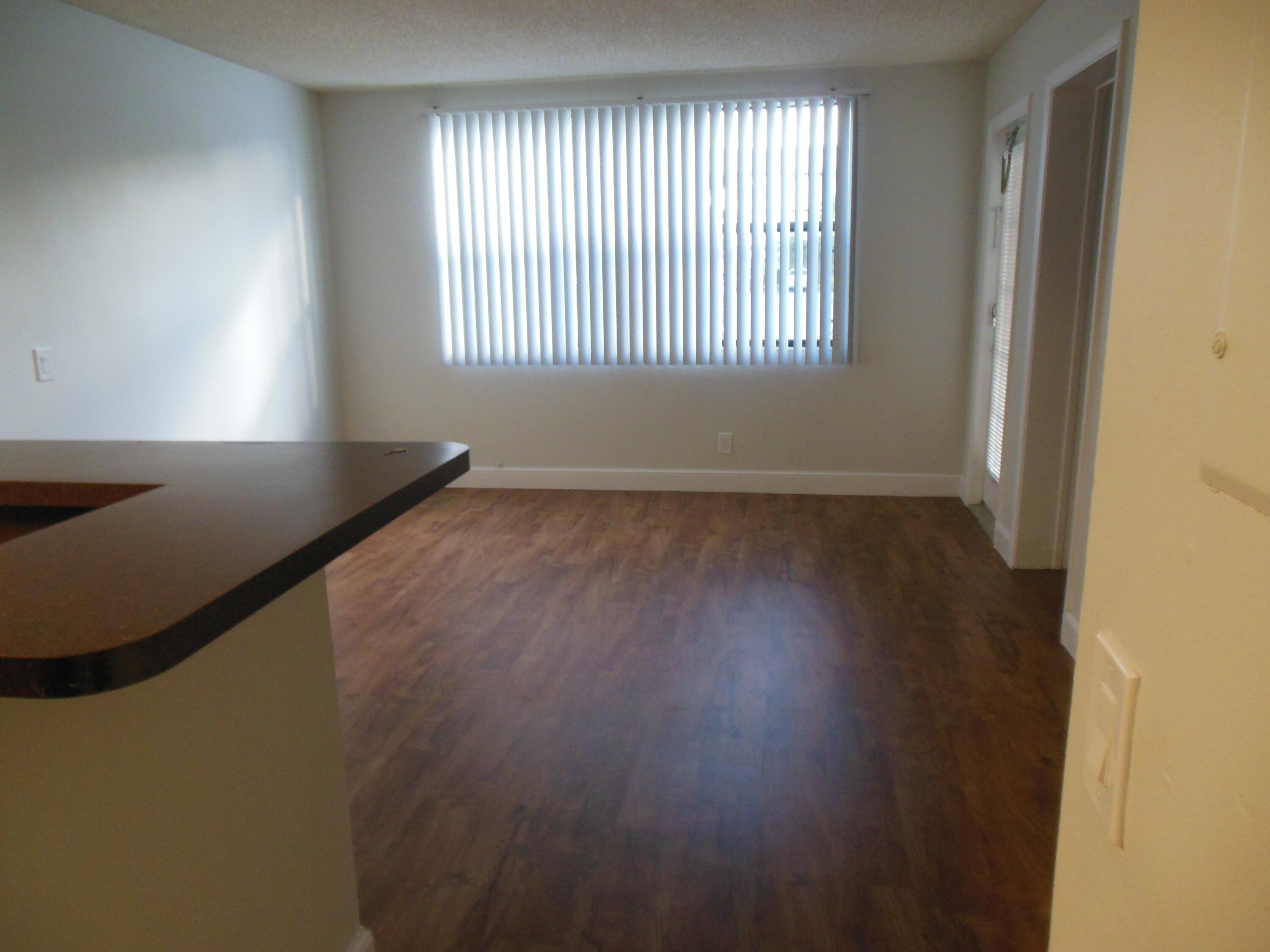 West Palm Beach Condo: 714 Executive Center Drive