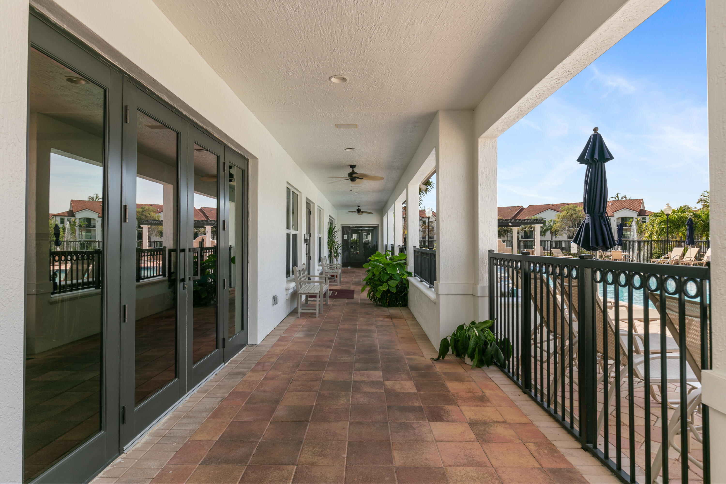Boynton Beach Condo: 619 Villa Circle