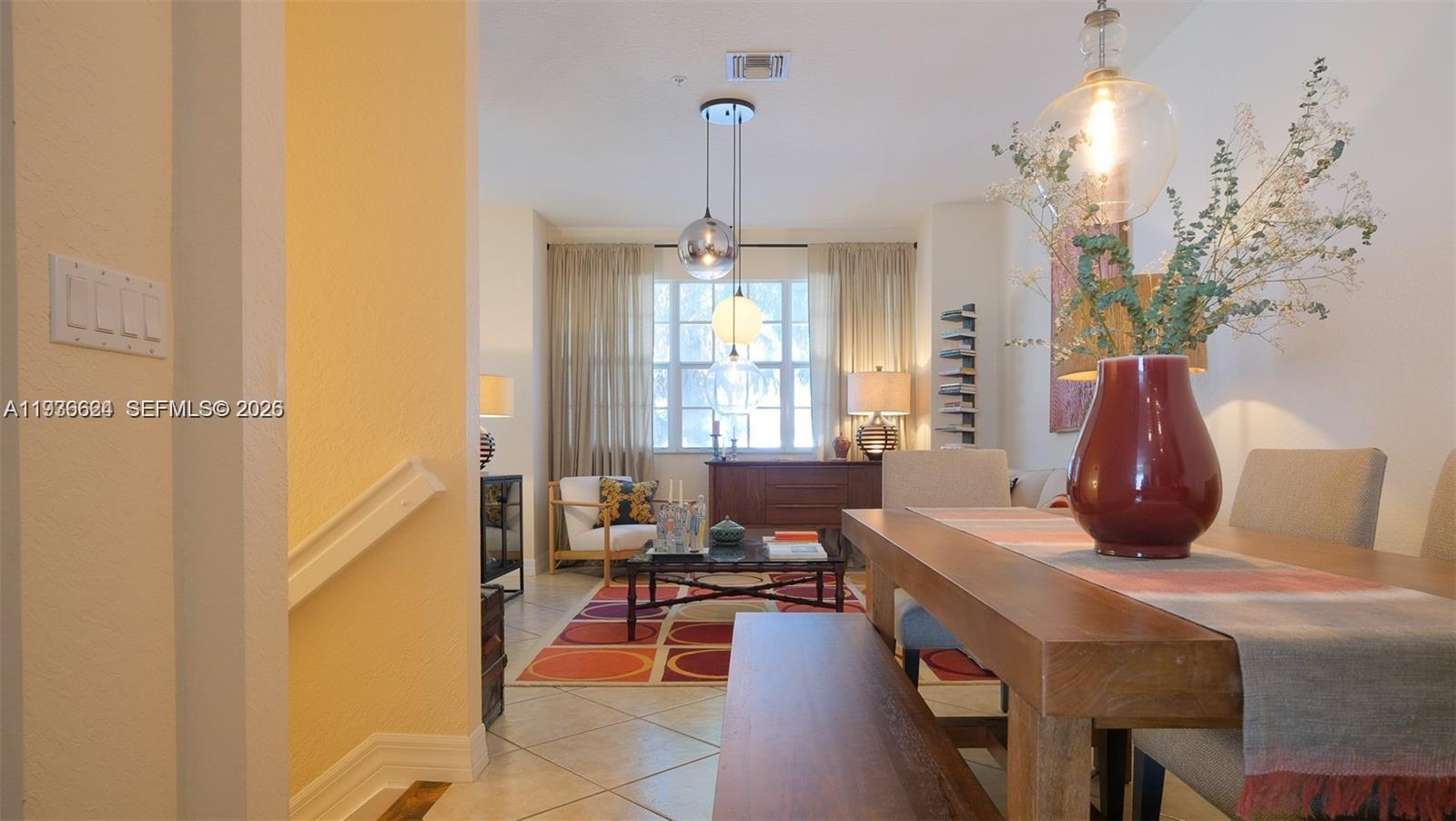 Boynton Beach Condo: 104 Harbors Way