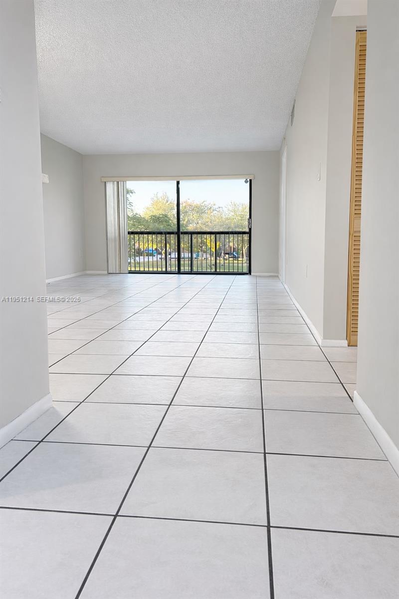 Miami Condo: 10255 Northwest 9th St Circle