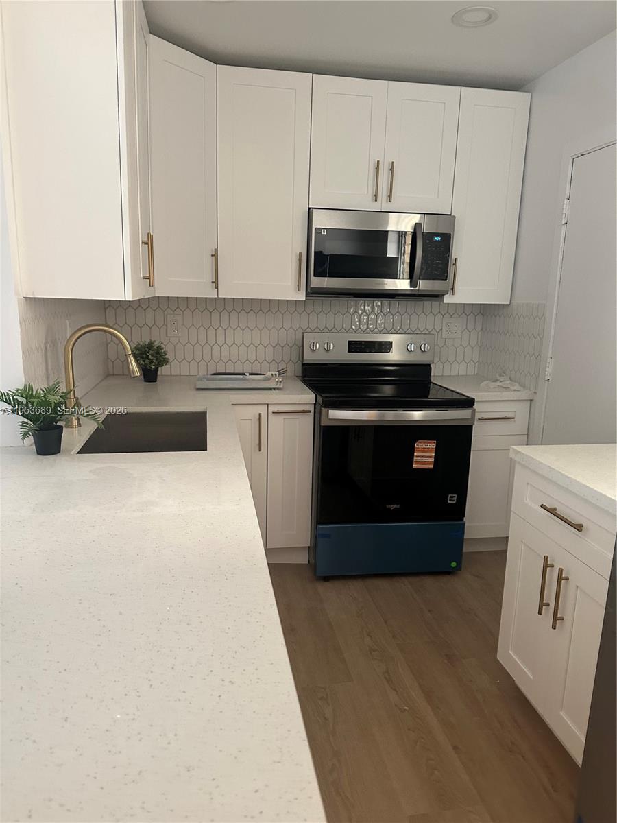 Miami Condo: 9175 Southwest 77th Avenue