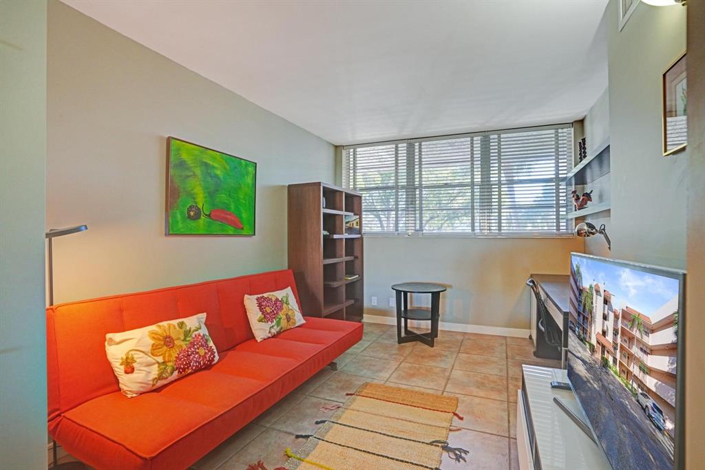 Davie Condo: 1831 Sabal Palm Drive