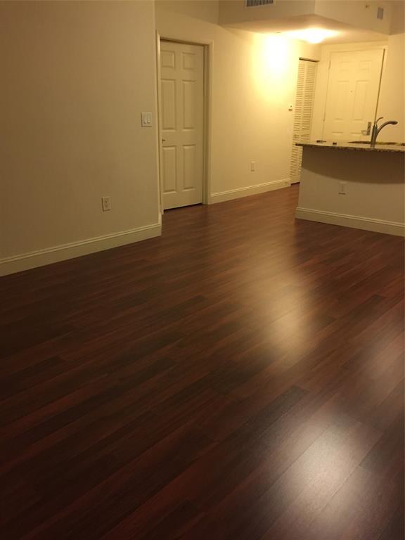 Plantation Condo: 510 Northwest 84th Avenue