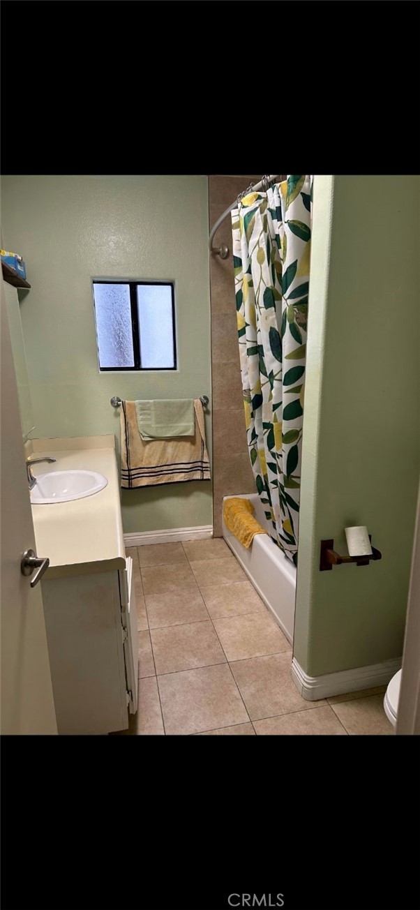 Huntington Beach Condo: 608 Olive Avenue