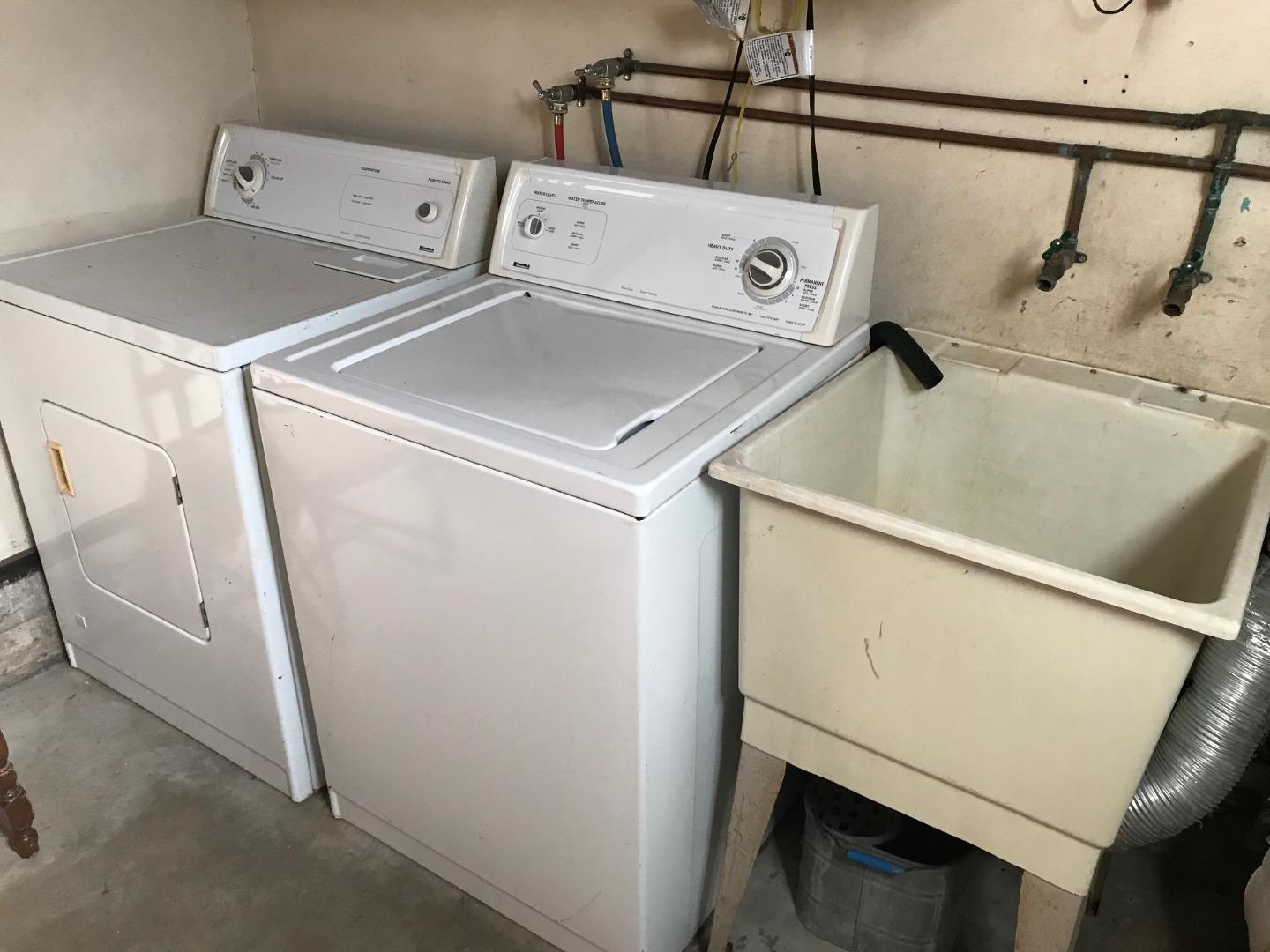 Santa Cruz Condo: 123 Park Avenue