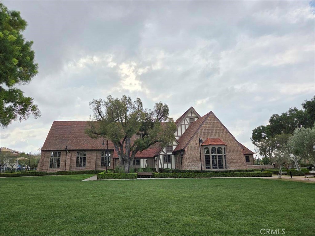 Whittier Condo: 12060 Turnleaf Avenue