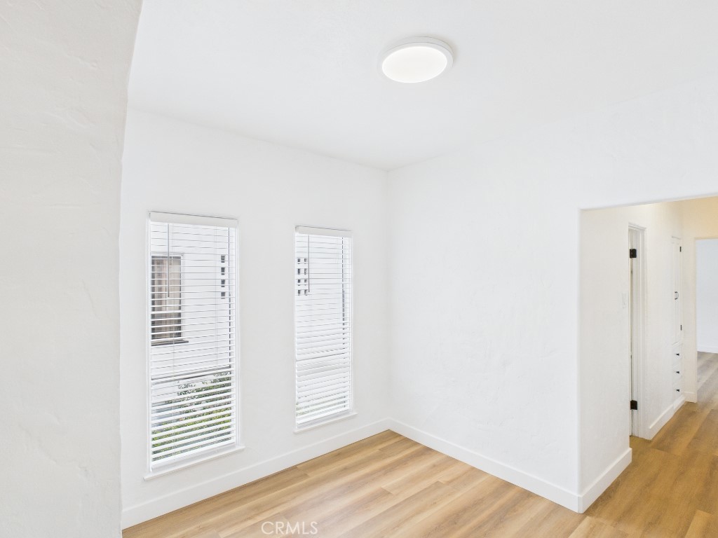 Long Beach Condo: 1533 East 3rd Street