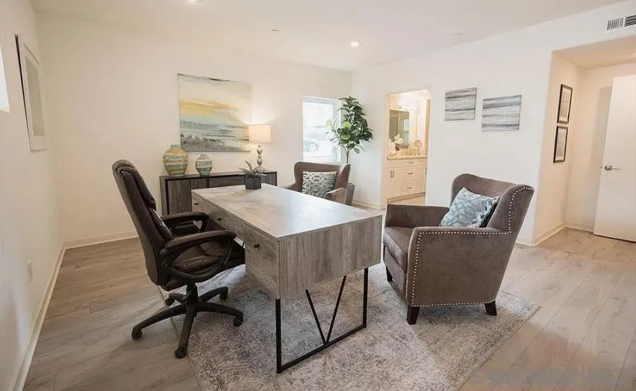 San Diego Condo: 3128 Cañon Street