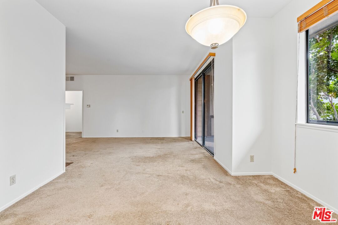 Marina del Rey Condo: 306 Bora Bora Way