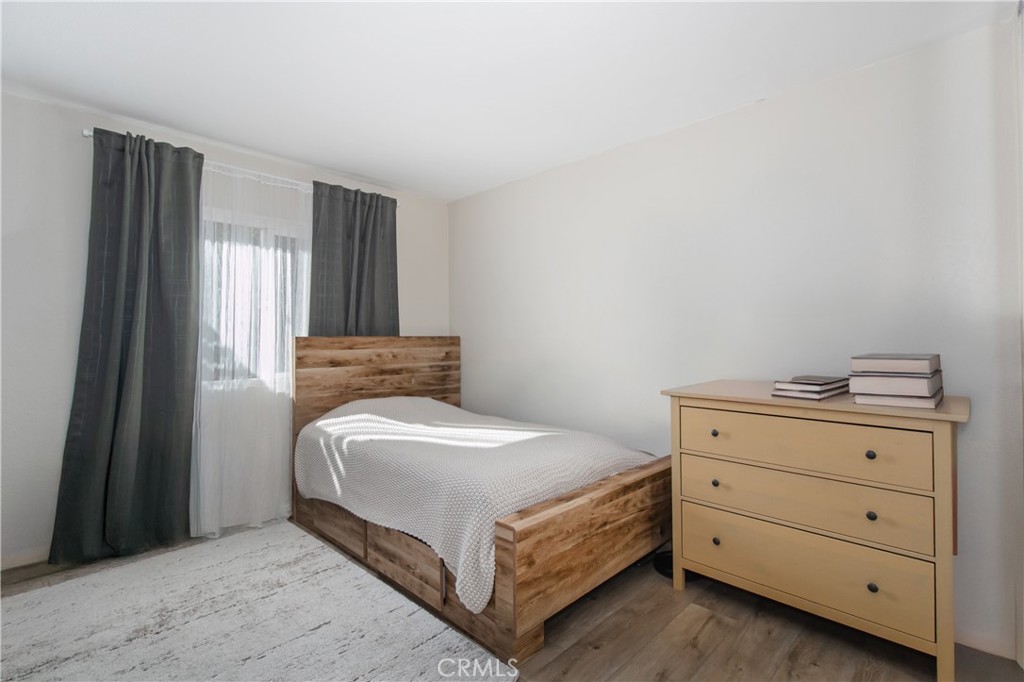 Sylmar Condo: 13056 Aztec Street