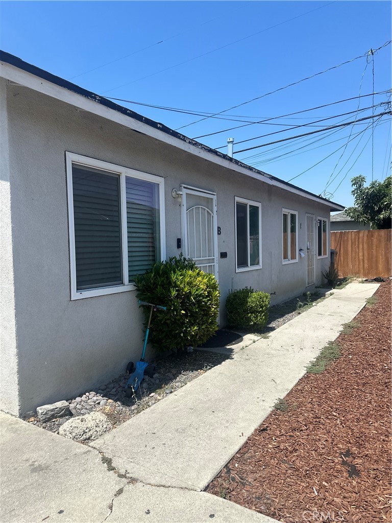 Lynwood Condo: 3297 Tenaya Avenue