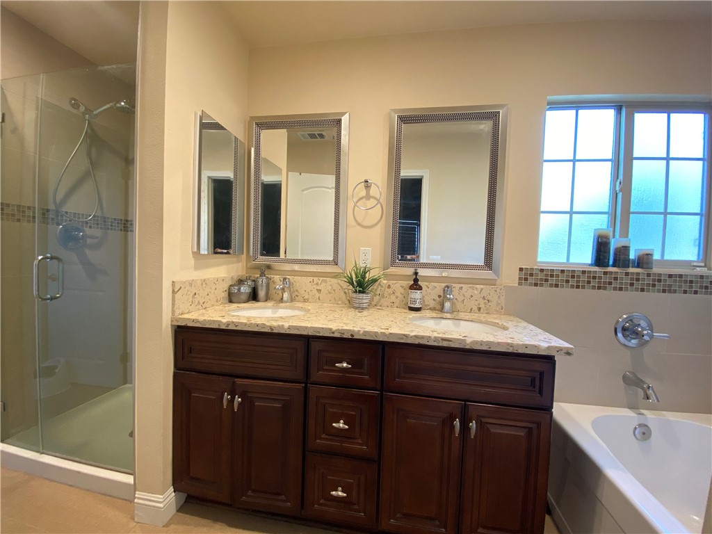 Downey Condo: 9116 Florence Avenue