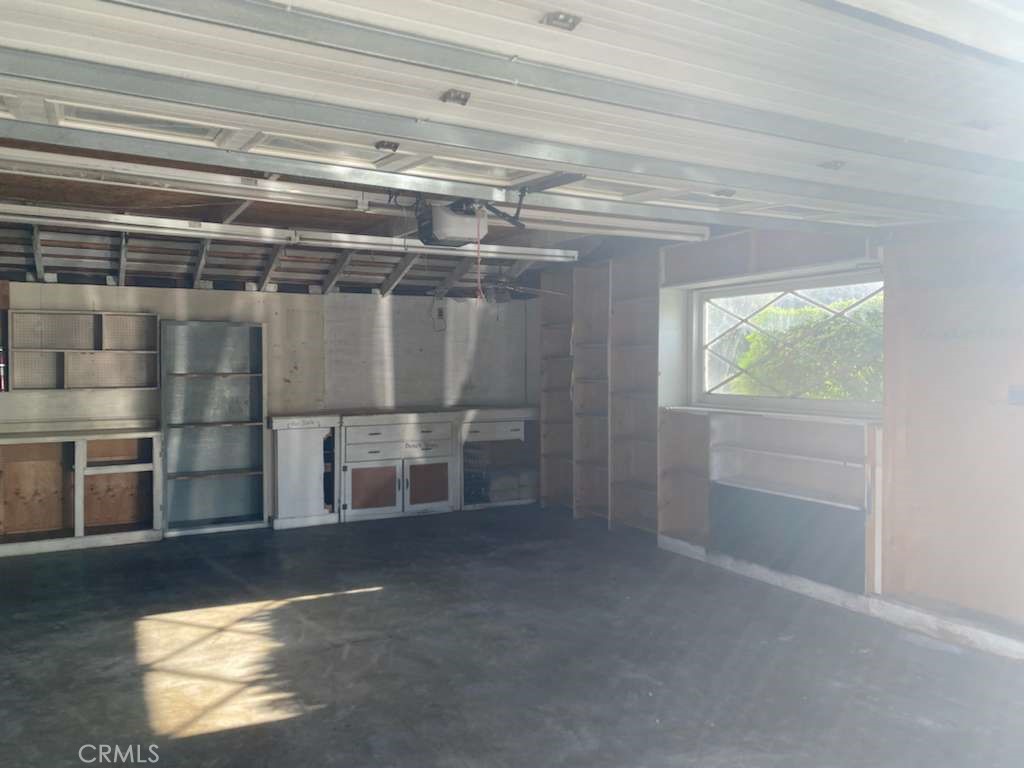 Riverside Condo: 4389 Beverly Court