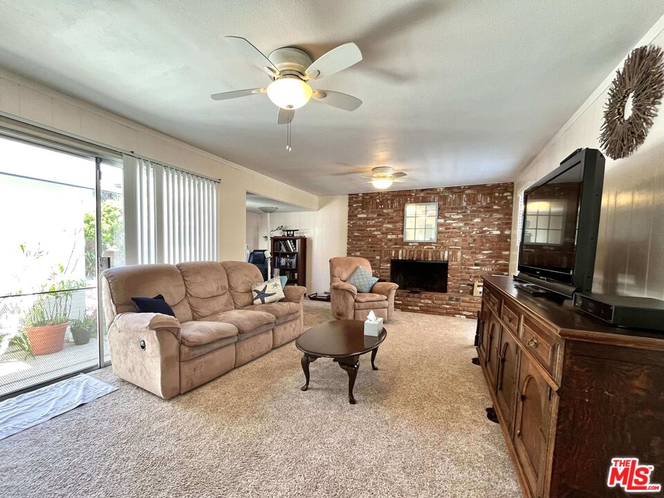 Torrance Condo: 19334 Beckworth Avenue