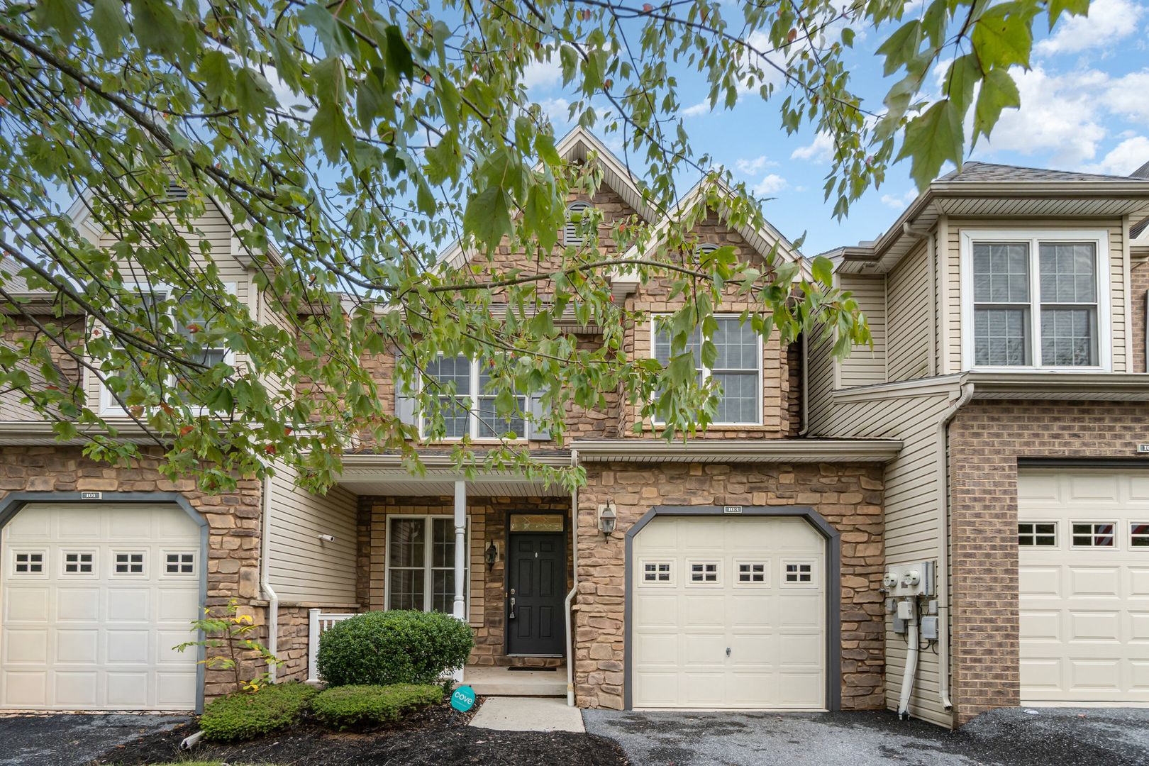 Lewisberry House: 103 Scully Pl