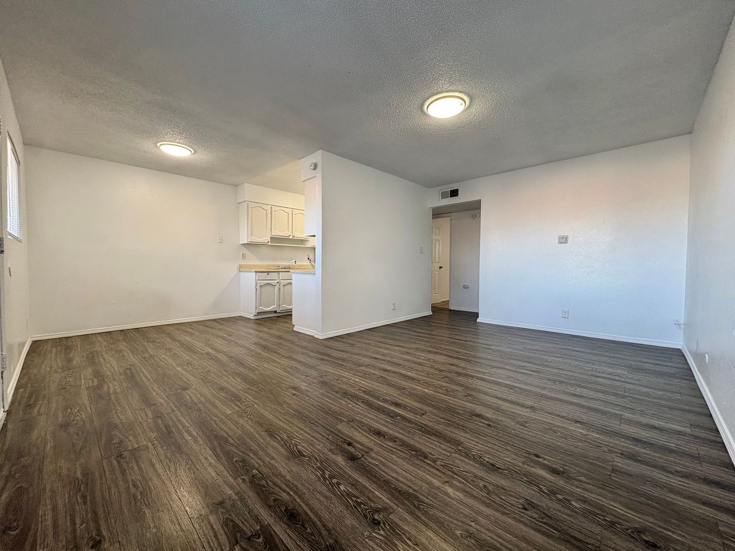 Albuquerque Apartment: 604 Chama SE