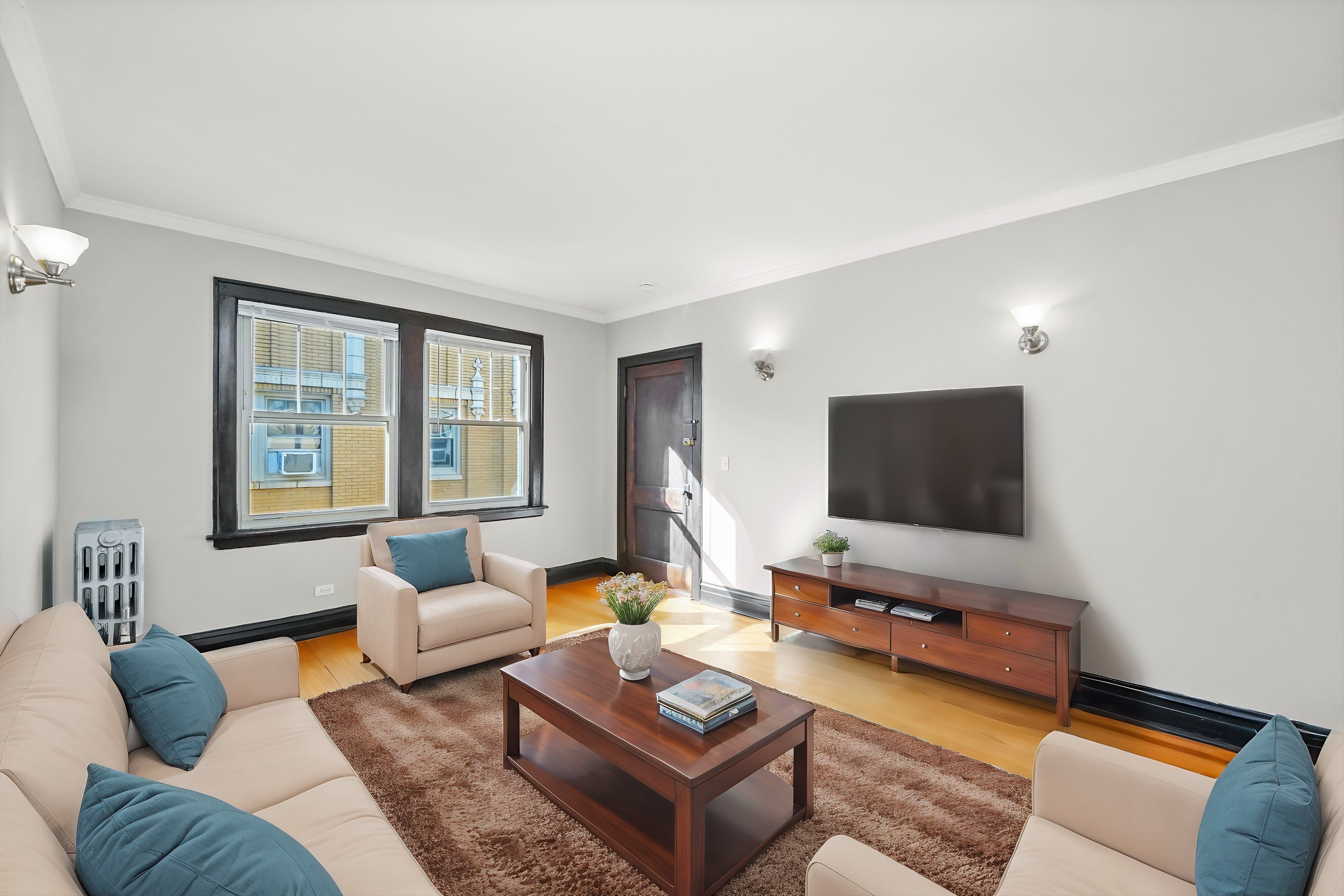 Berwyn Condo: 1925B Grove Avenue