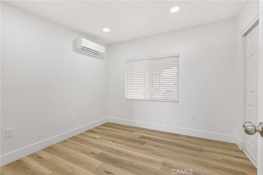 Pomona Condo: 1827 South White