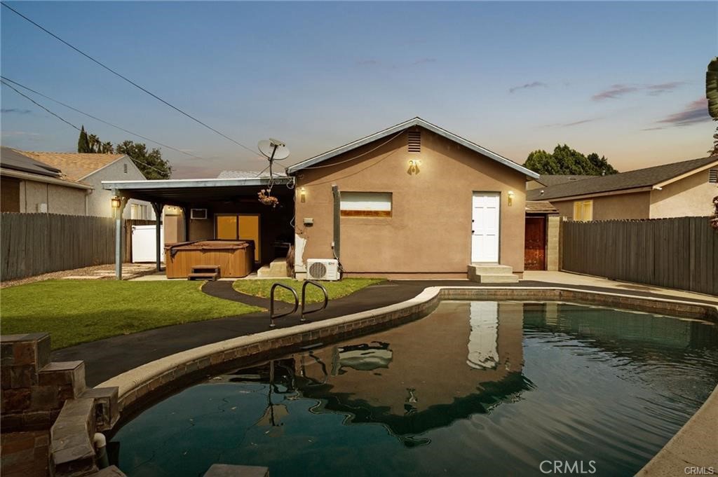 Winnetka Condo: 19832 Welby Way