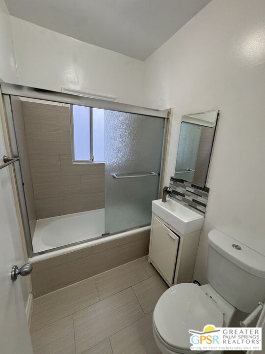 Los Angeles Condo: 250 South Kenmore Avenue