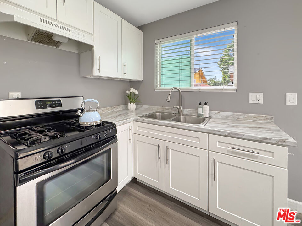 Bell Gardens Condo: 6206 Home Avenue