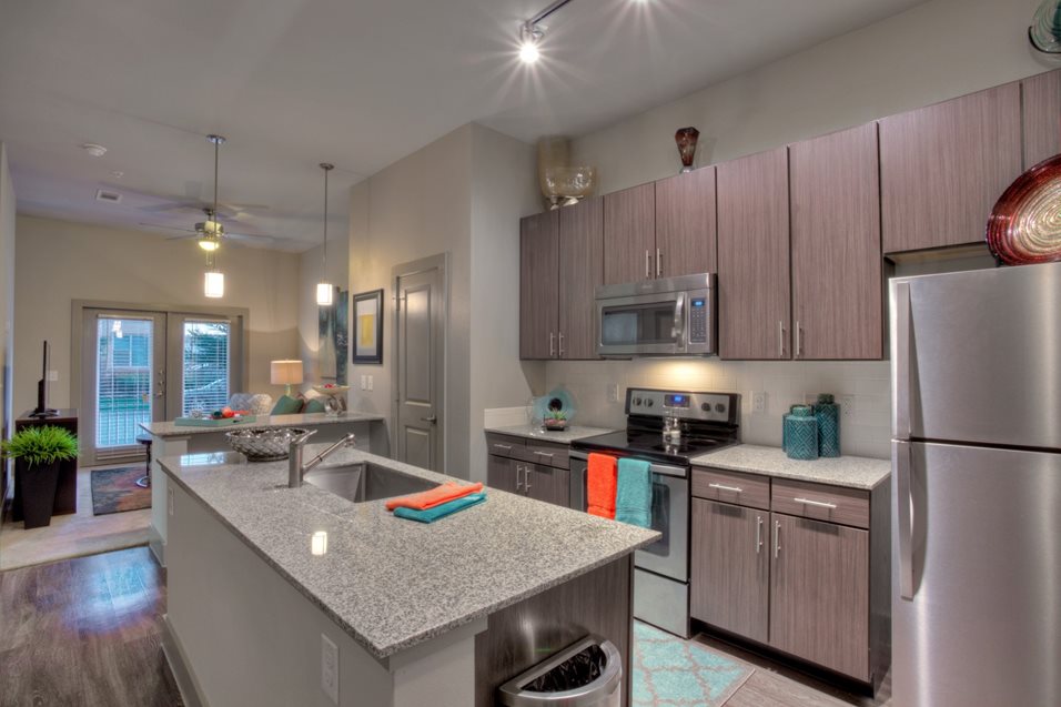 Houston Condo: 3600 Montrose