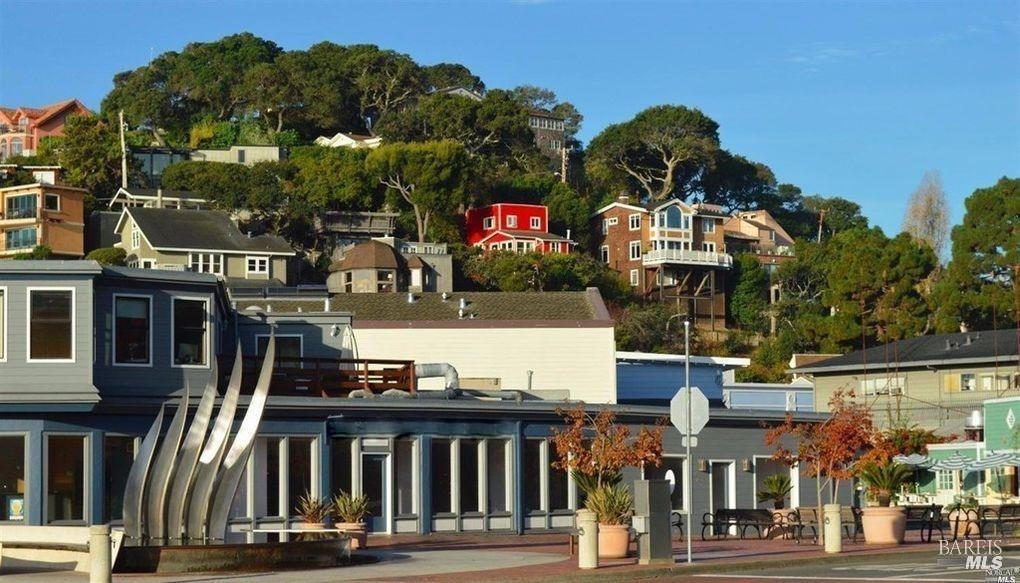 Tiburon Condo: 45 Harbor Oak Drive