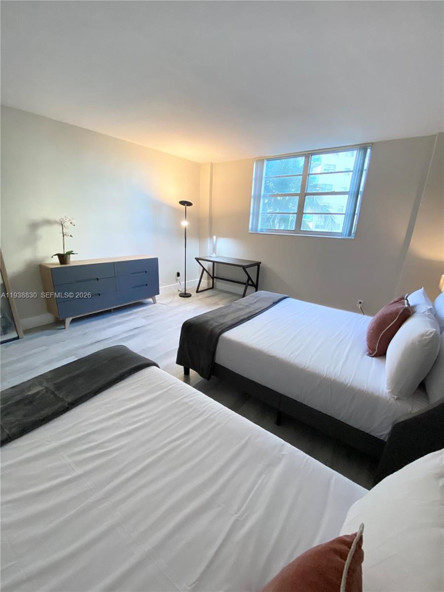 Hollywood Condo: 4001 South Ocean Drive