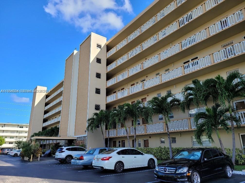 Hallandale Beach Condo: 319 Northeast 14th Avenue
