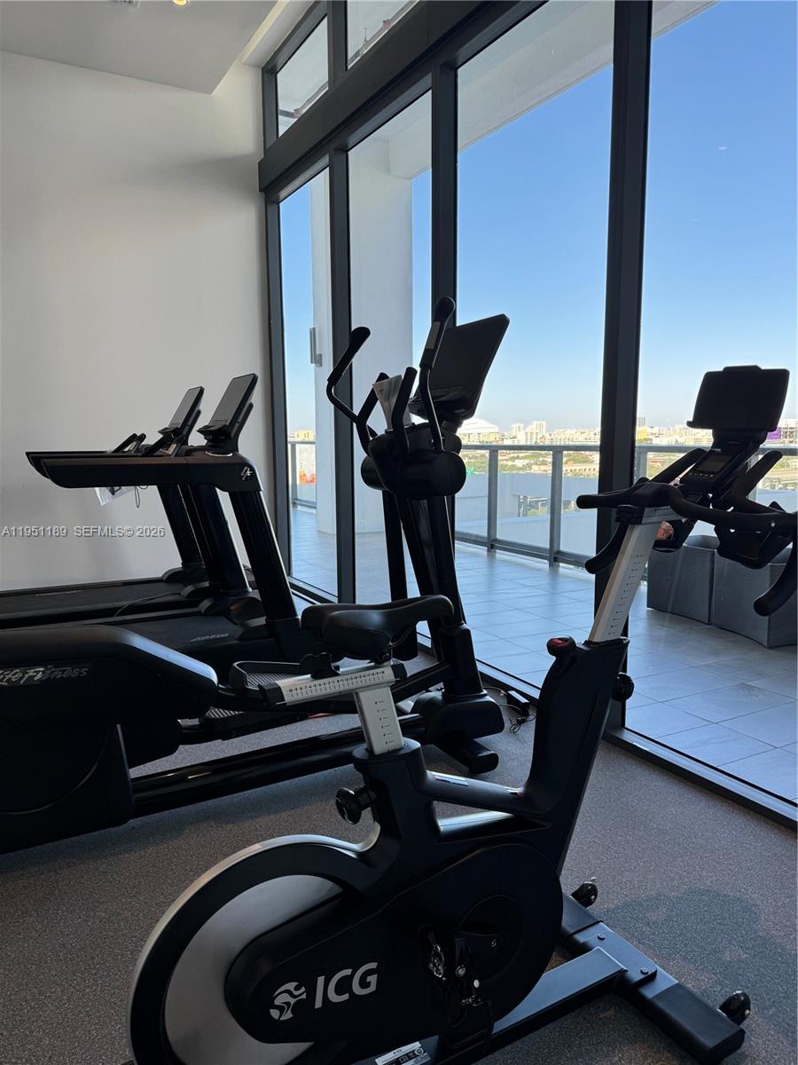 Miami Condo: 239 Southwest 9th Street