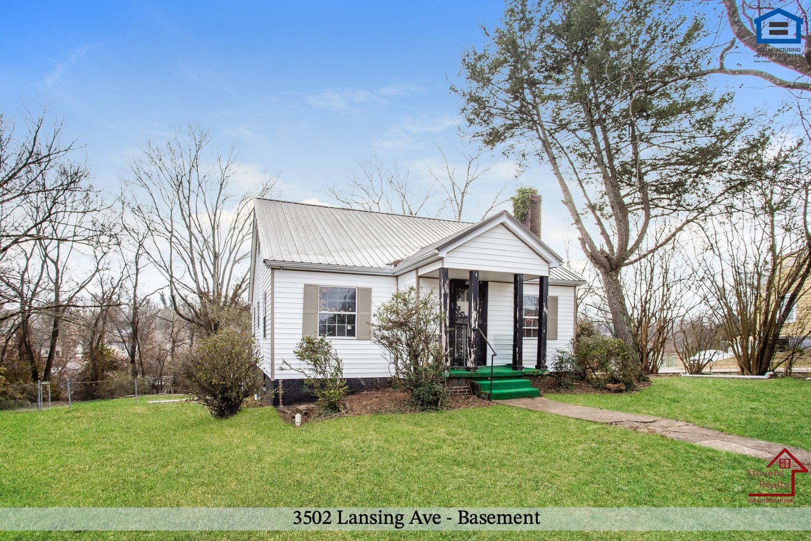 Knoxville House: 3502 Lansing Ave Basement