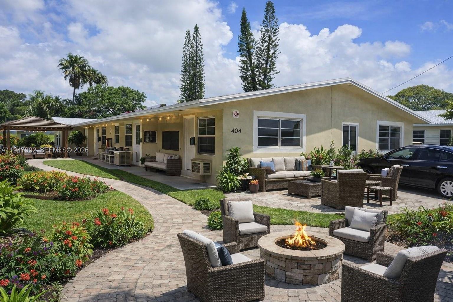 Hallandale Beach Condo: 400 Southeast 4th Avenue