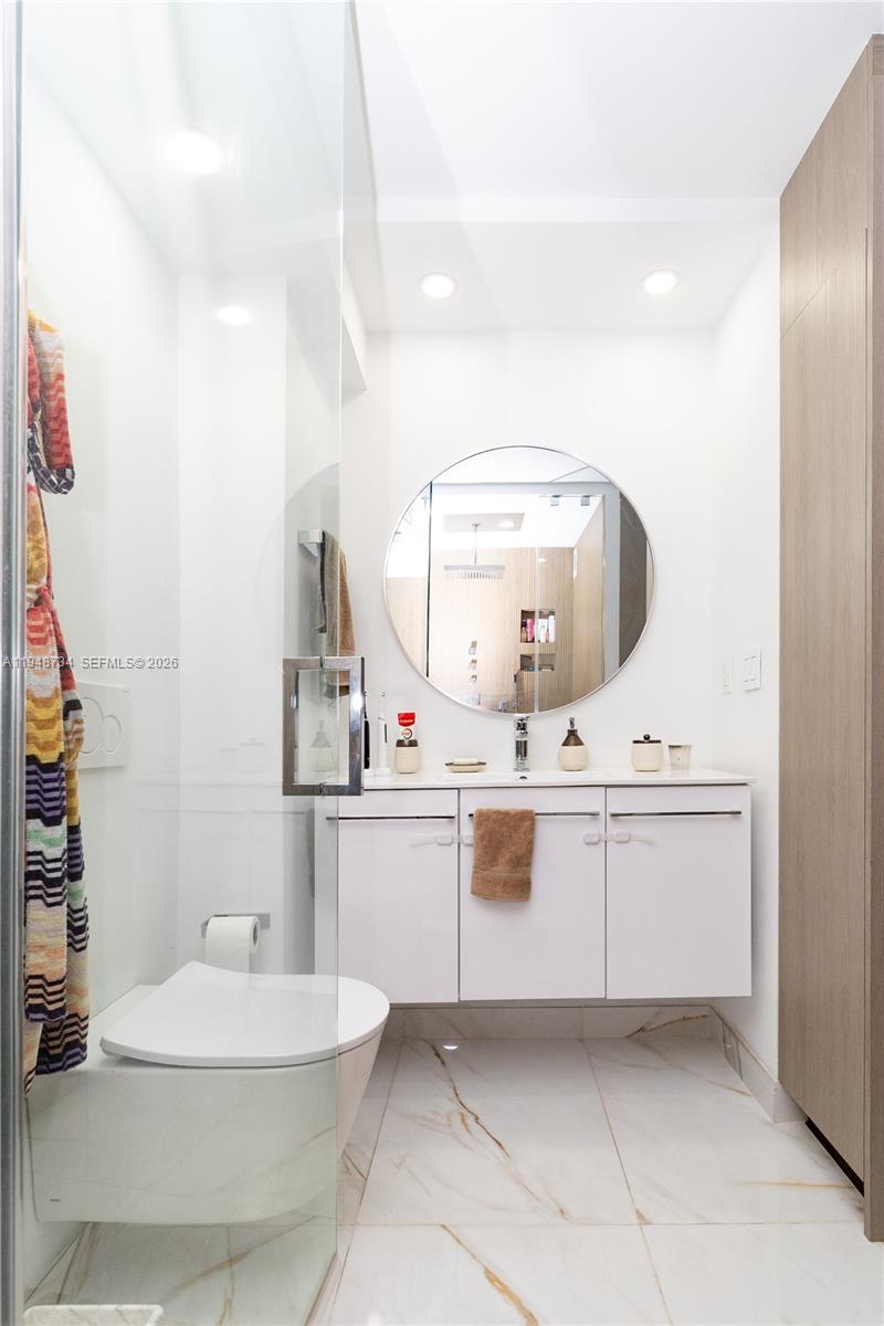 Hallandale Beach Condo: 3180 South Ocean Drive