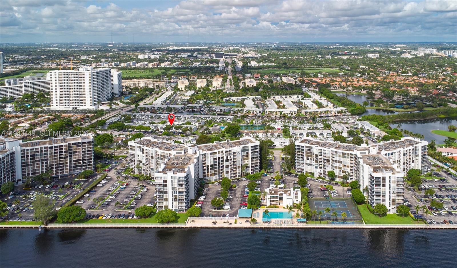 Hallandale Beach Condo: 808 Northeast 27th Avenue