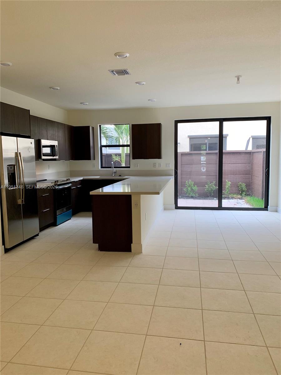 Miami Lakes Condo: 15849 Northwest 91st Court