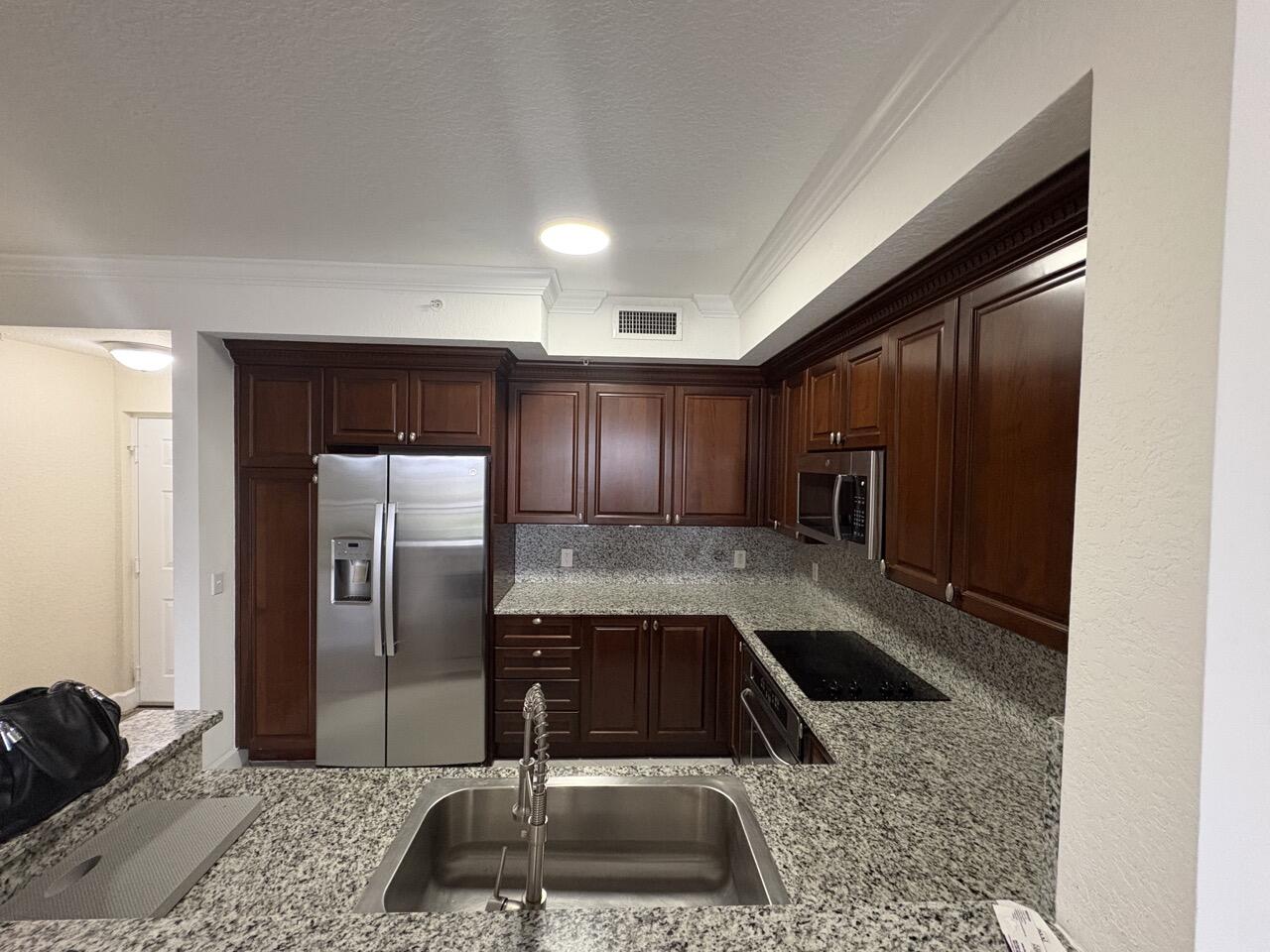 Boynton Beach Condo: 3205 Renaissance Way