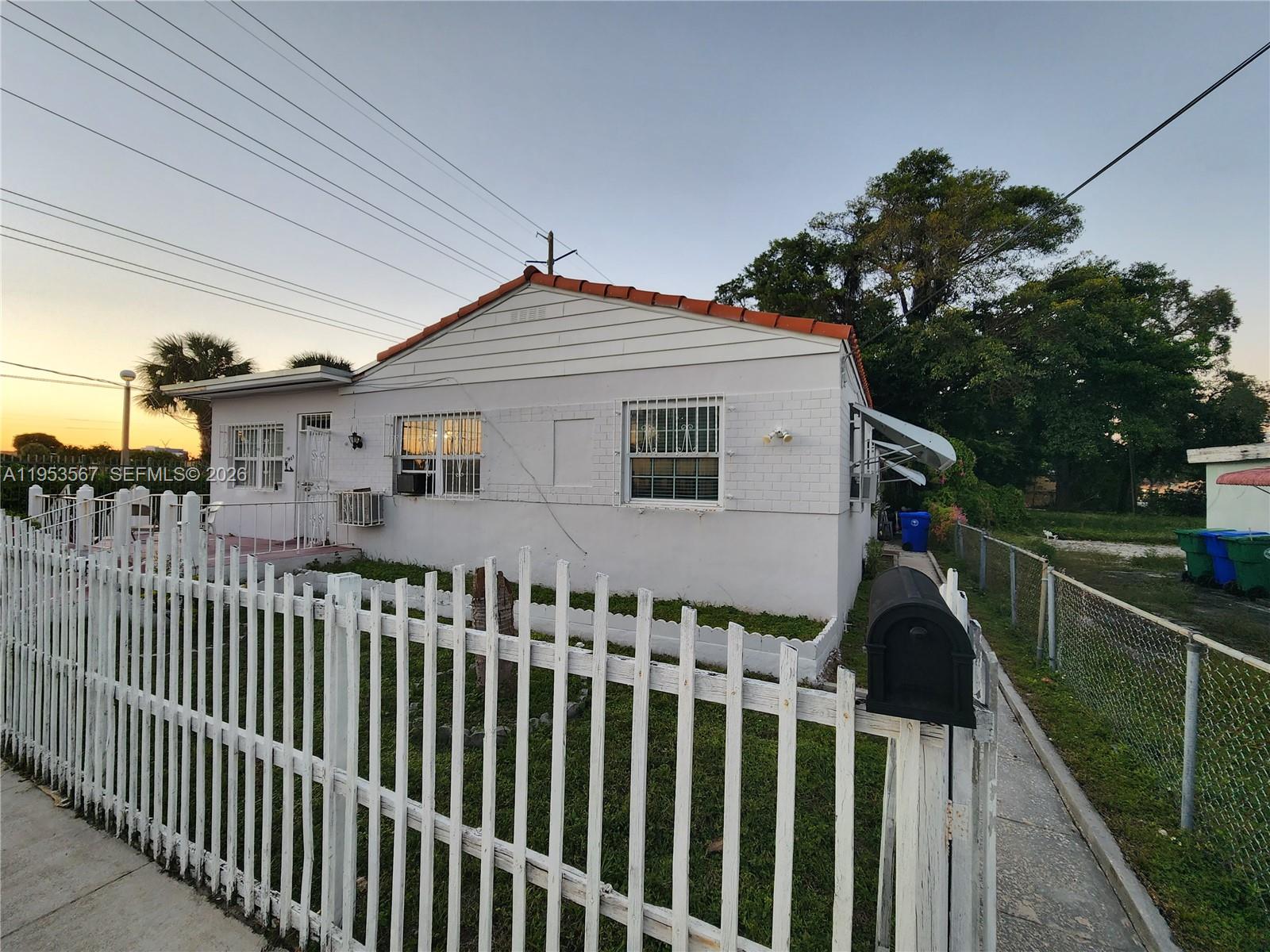 Miami Condo: 405 Northwest 64th Street