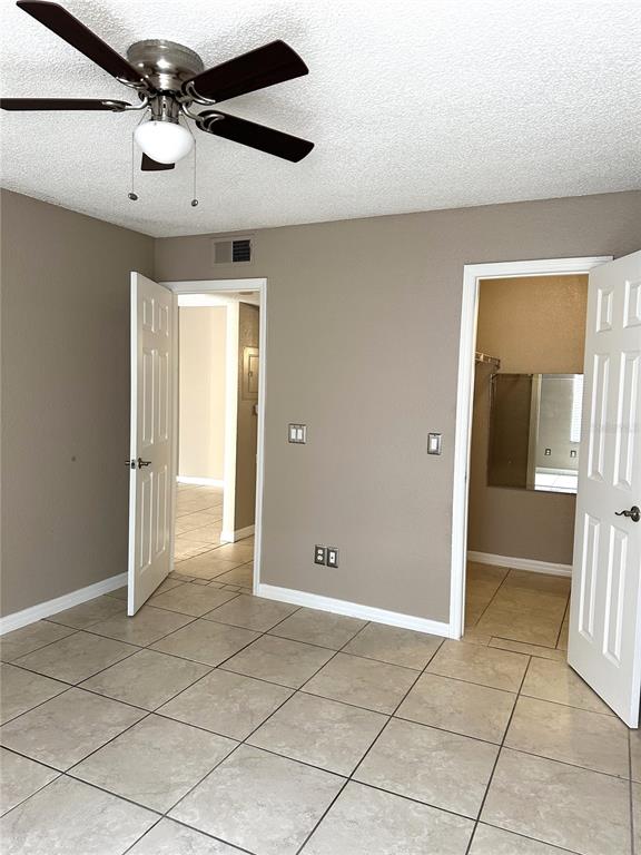 Orlando Condo: Undisclosed Address