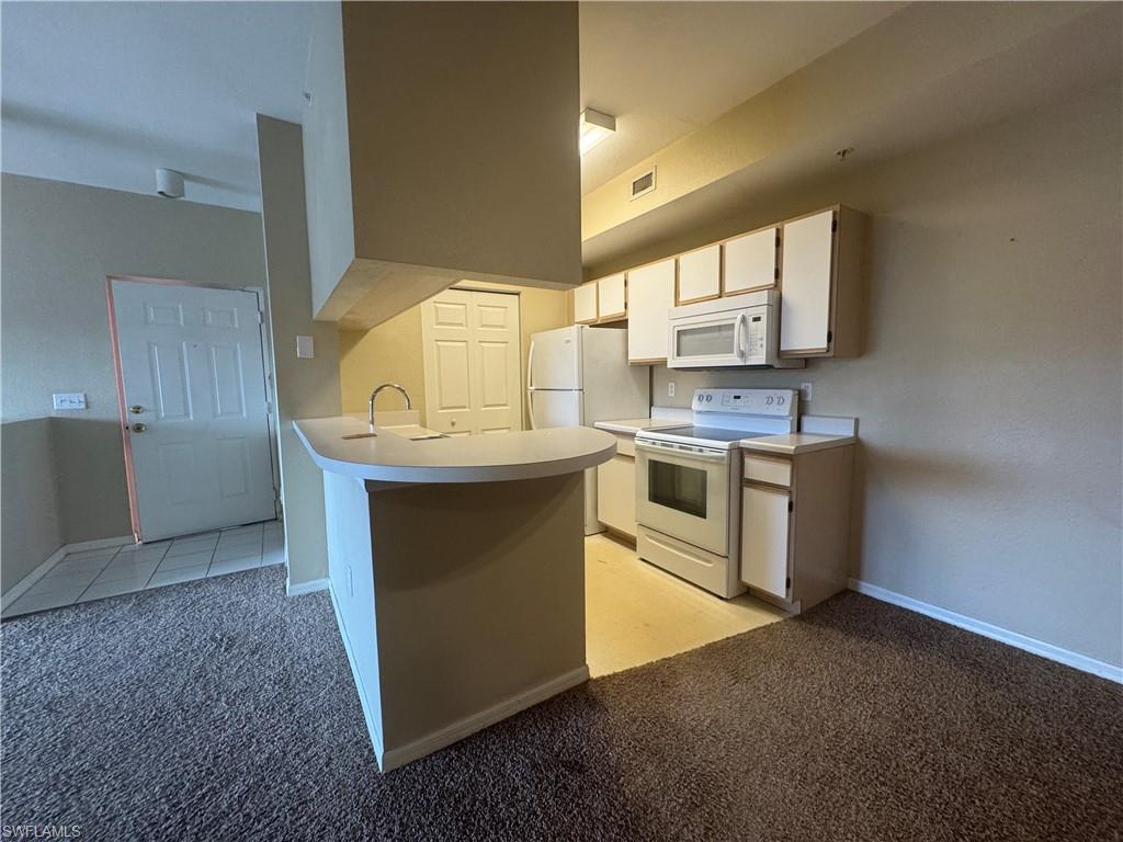 Fort Myers Condo: 6321 Aragon Way