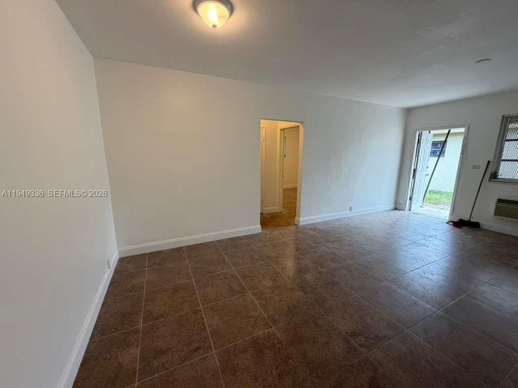 North Miami Condo: 12605 Northeast 13th Avenue