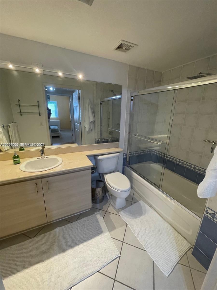 Miami Condo: 3500 Coral Way