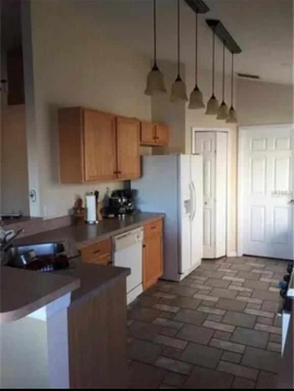 Davenport Condo: 722 Rollins Drive