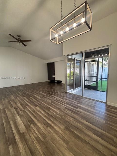 Miami Condo: 817 Northeast 214th Lane