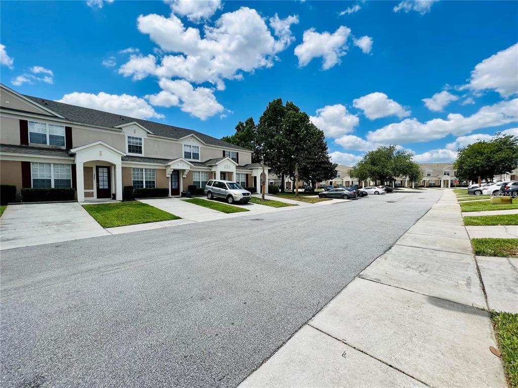 Kissimmee Condo: 2413 Silver Palm Drive