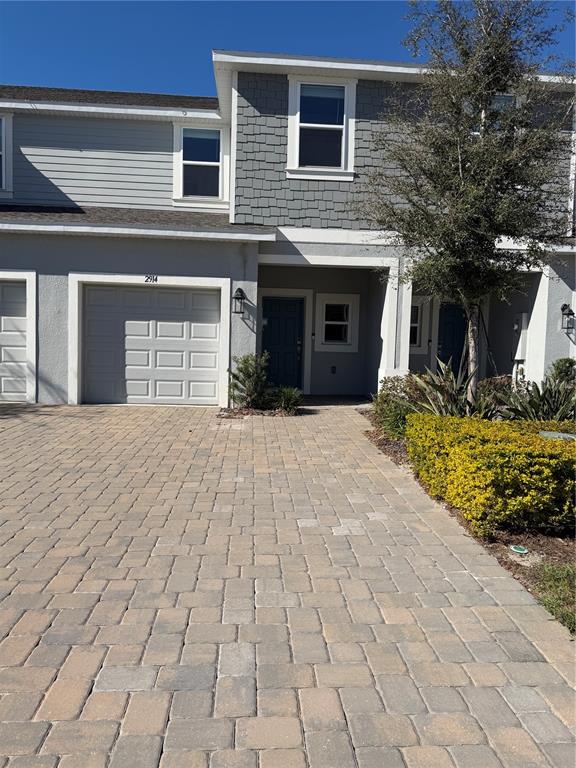 Davenport Condo: 2914 Canary Avenue