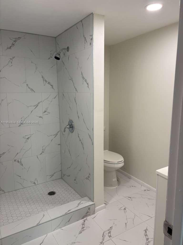 Hialeah Gardens Condo: 10090 Northwest 80th Court